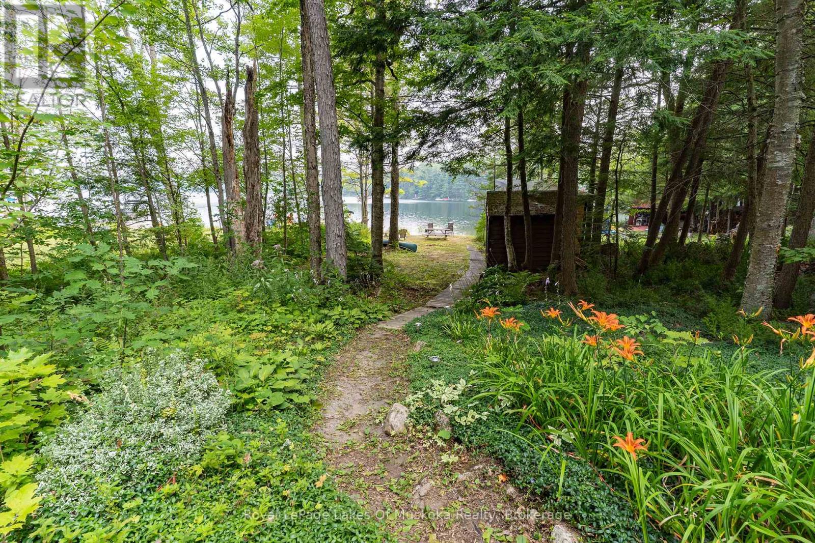 1072 Long Lake Road, Muskoka Lakes, Ontario  P0C 1A0 - Photo 20 - X12914080