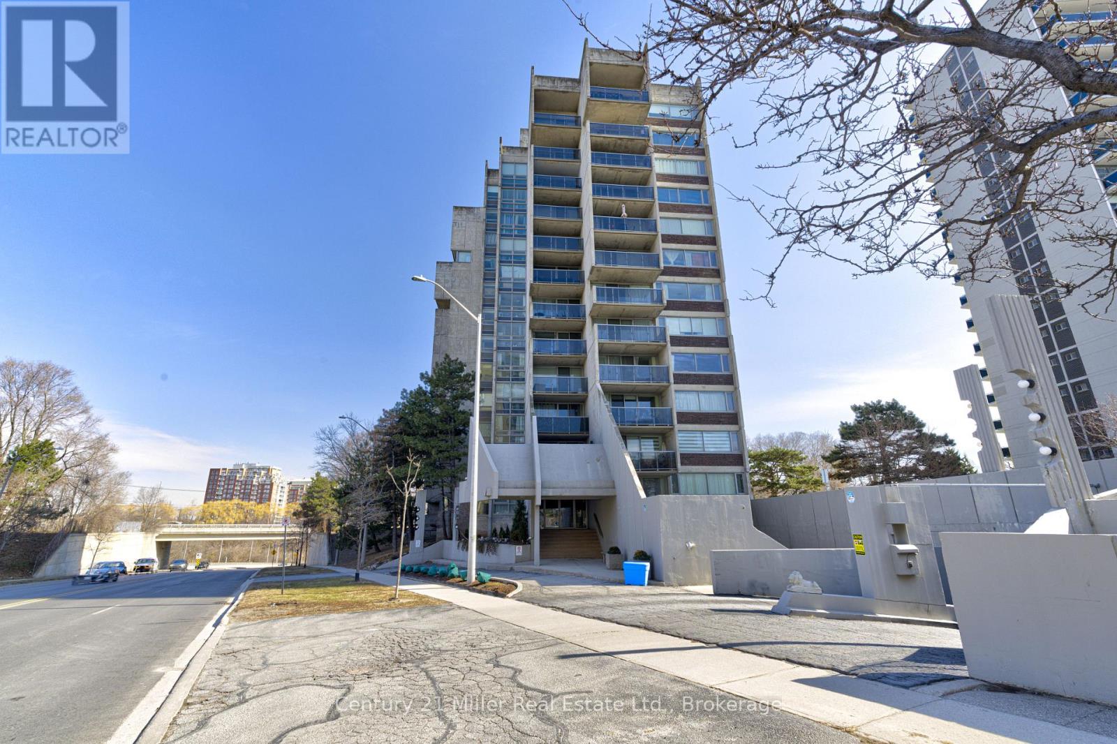 304 - 20 Speers Road, Oakville, Ontario  L6K 3R5 - Photo 21 - W12923094