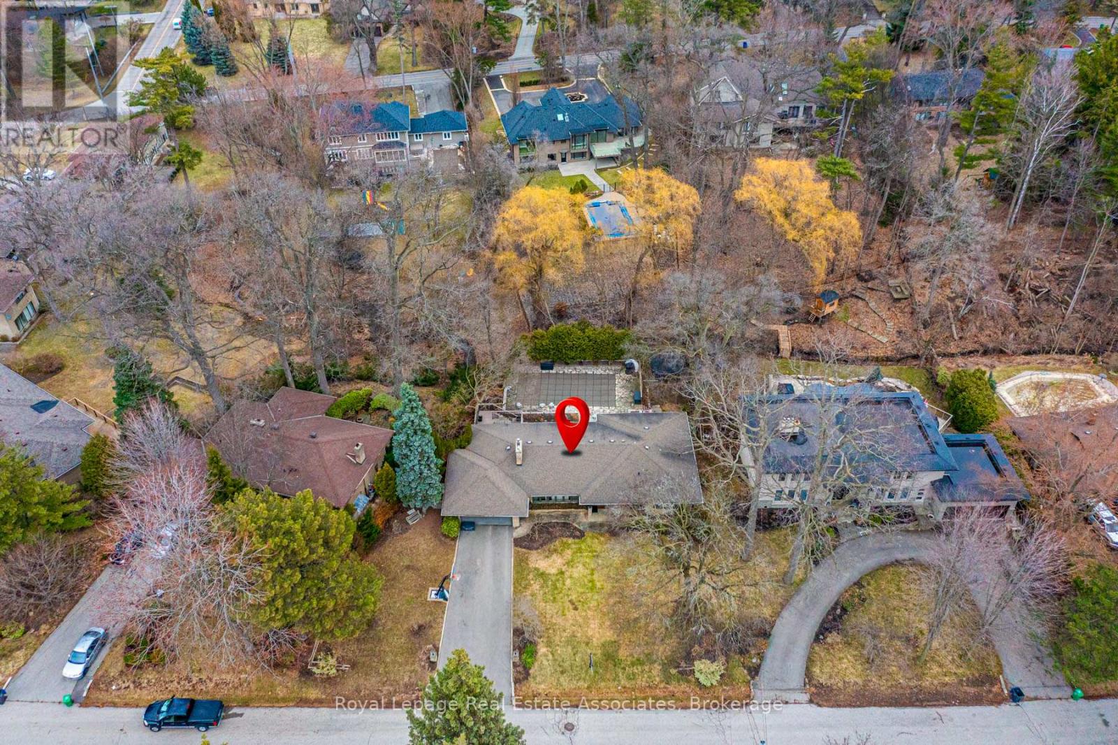 1561 Pinetree Crescent, Mississauga, Ontario  L5G 2S9 - Photo 40 - W12922822