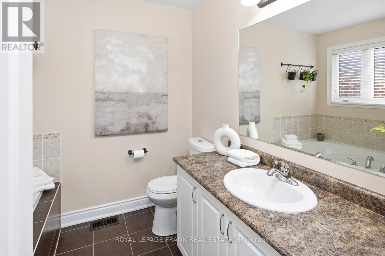 1612 Rockaway Street, Oshawa, Ontario  L1K 0L8 - Photo 24 - E12922972