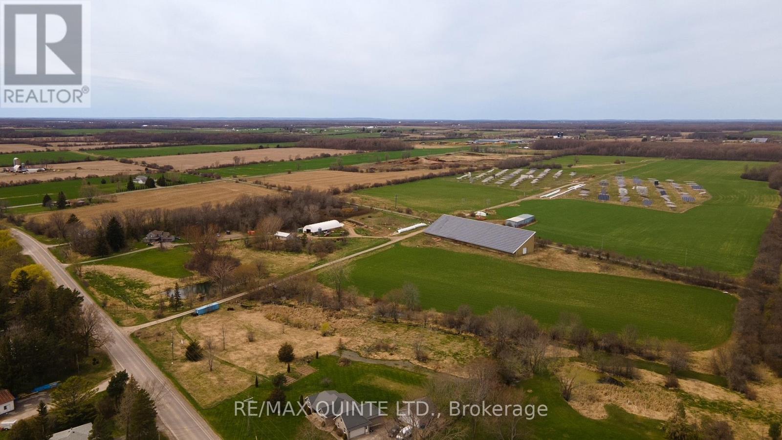 15860 Loyalist Parkway, Prince Edward County, Ontario  K0K 1G0 - Photo 3 - X12922988