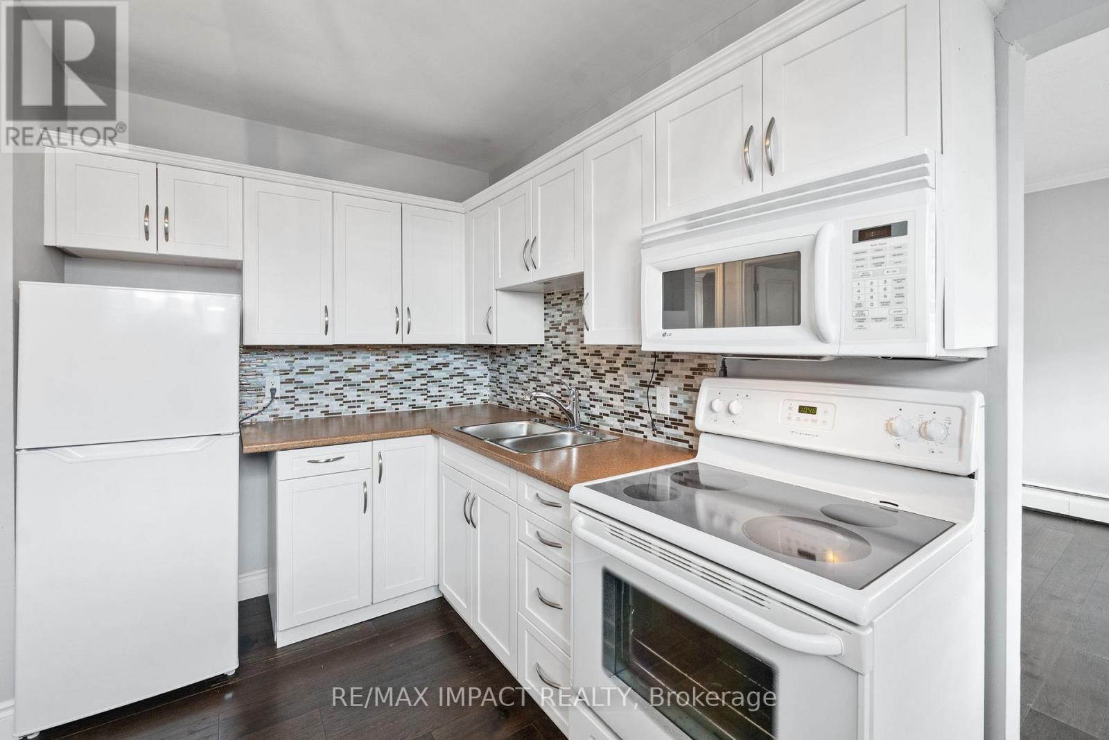 11 - 242 D'arcy Street S, Cobourg, Ontario  K9A 4A3 - Photo 14 - X12923240