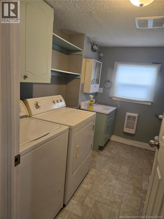 27 Daisy Street, Saint John, New Brunswick  E2M 5M8 - Photo 8 - NB134202