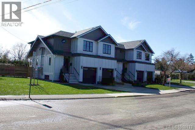 1 3513 Henderson Rd, Oak Bay, British Columbia