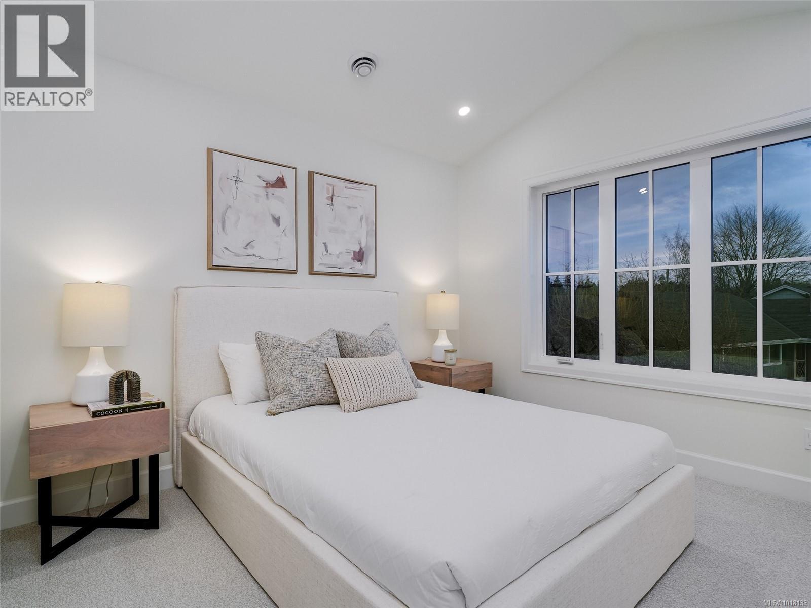 1 3513 Henderson Rd, Oak Bay, British Columbia  V8R 3K5 - Photo 15 - 1018133