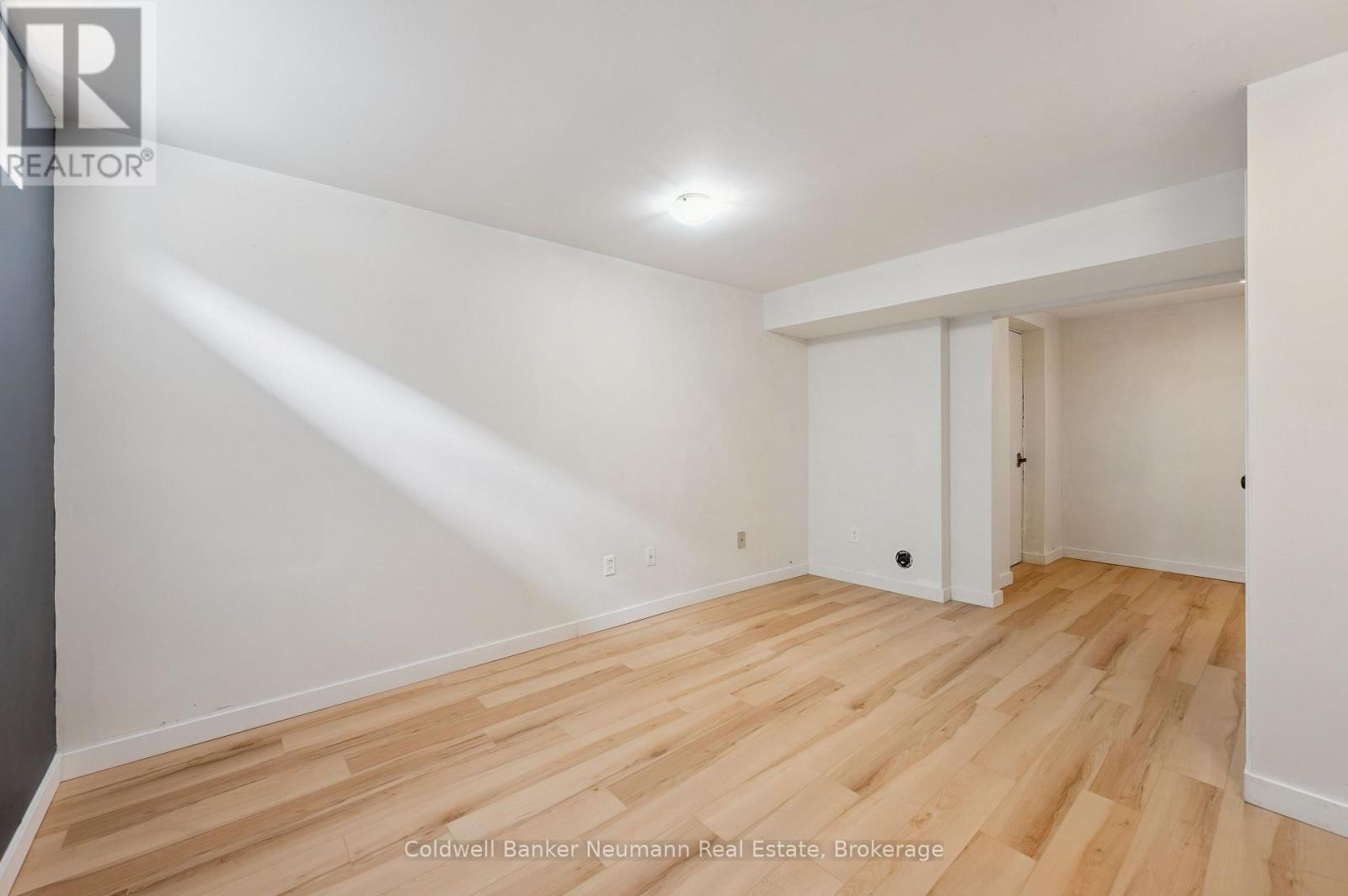 64 Forest Street, Guelph (Dovercliffe Park/old University), Ontario  N1G 1H9 - Photo 30 - X12922942