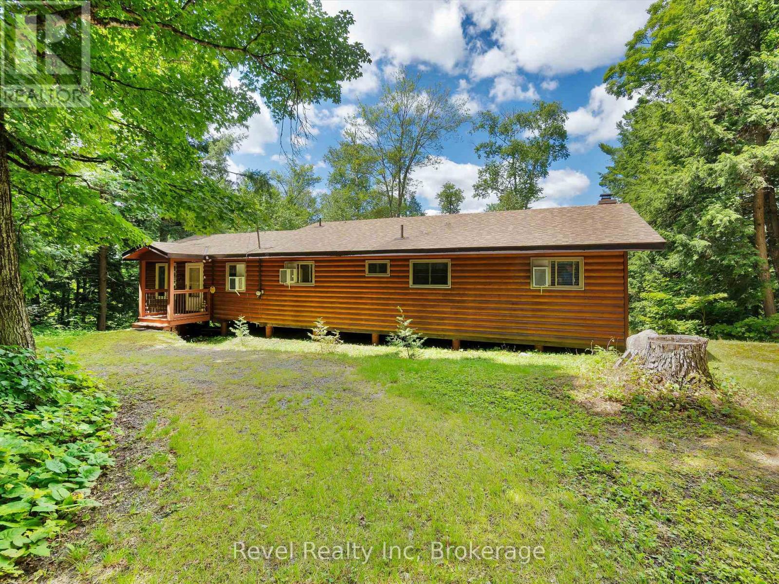 1022 Bird Lake Crescent, Bracebridge, Ontario P1L 1X1 - Photo 3 - X12923010
