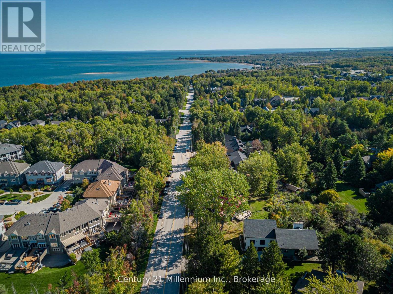 178 Sleepy Hollow Road, Blue Mountains, Ontario L9Y 0S8 - Photo 7 - X12923126