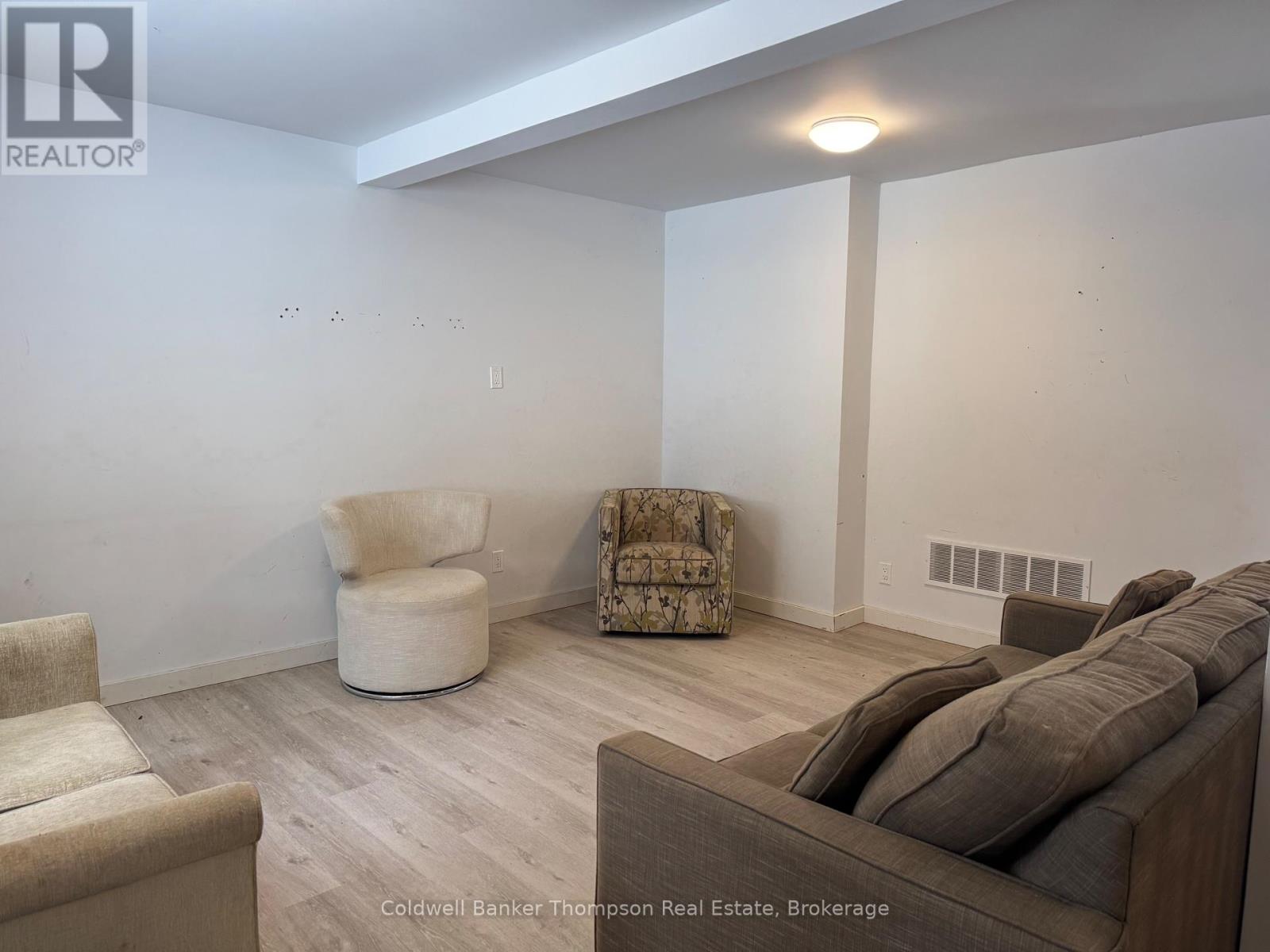 42 King William Street, Kearney, Ontario  P0A 1M0 - Photo 11 - X12923138