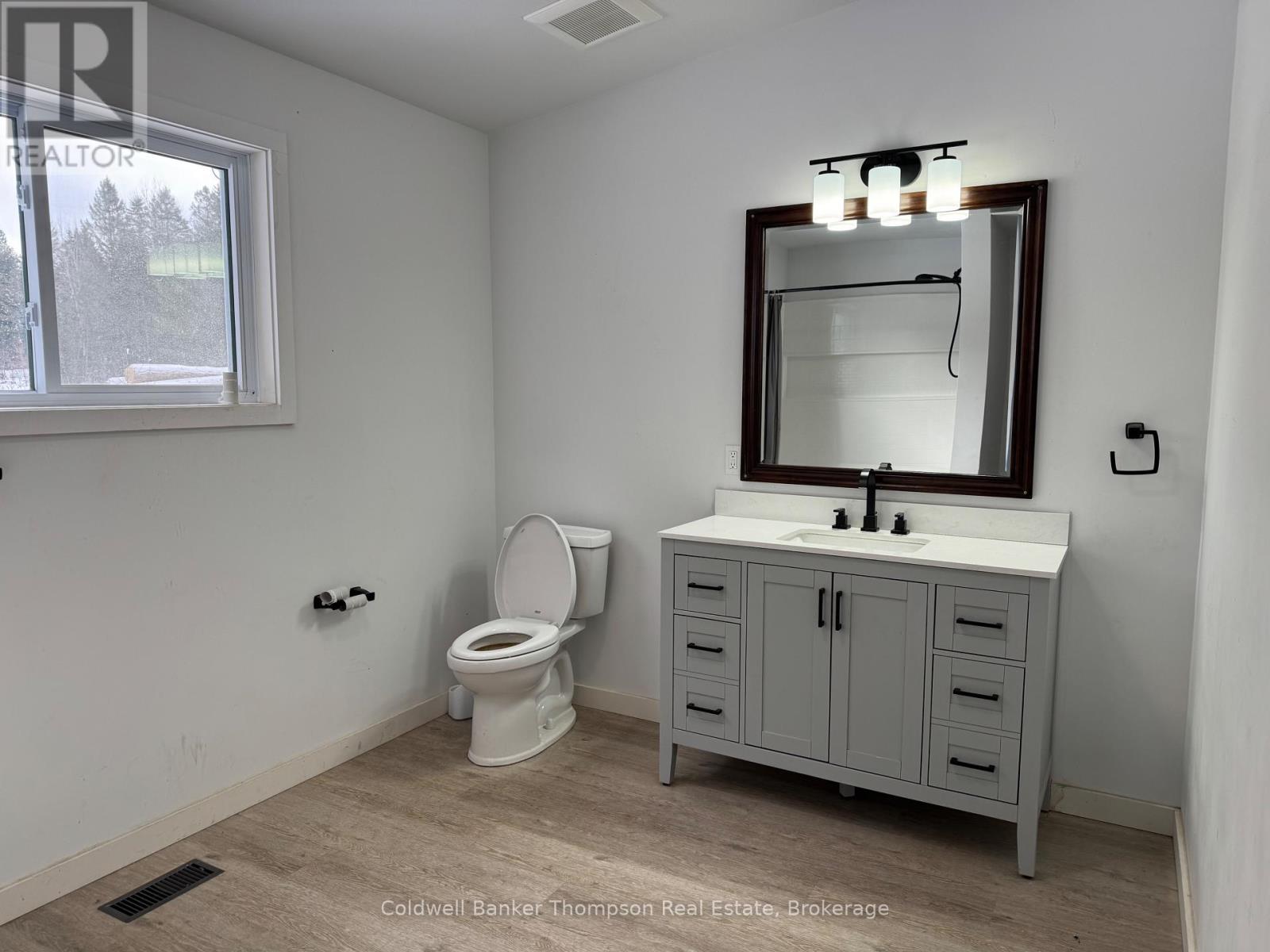 42 King William Street, Kearney, Ontario  P0A 1M0 - Photo 14 - X12923138