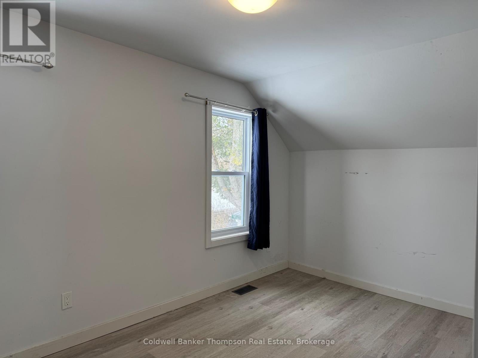 42 King William Street, Kearney, Ontario  P0A 1M0 - Photo 21 - X12923138