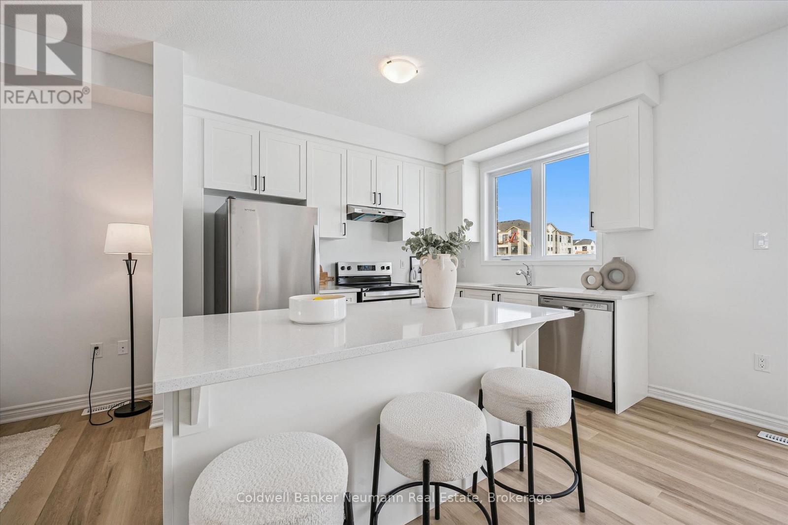 232 Stamson Street, Kitchener, Ontario  N2E 4C7 - Photo 6 - X12923268