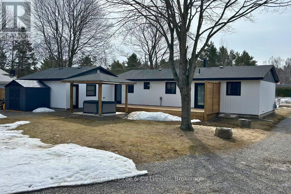 38 Allister Place, South Bruce Peninsula, Ontario  N0H 2G0 - Photo 10 - X12923278