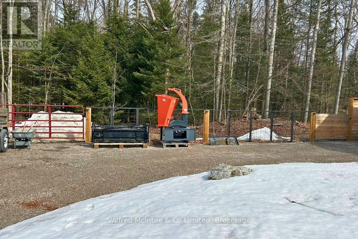 38 Allister Place, South Bruce Peninsula, Ontario  N0H 2G0 - Photo 17 - X12923278