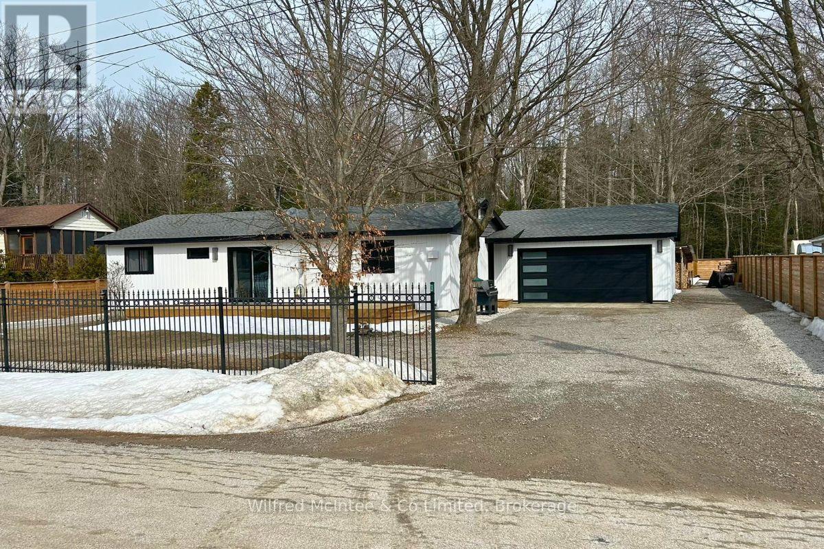 38 Allister Place, South Bruce Peninsula, Ontario  N0H 2G0 - Photo 3 - X12923278