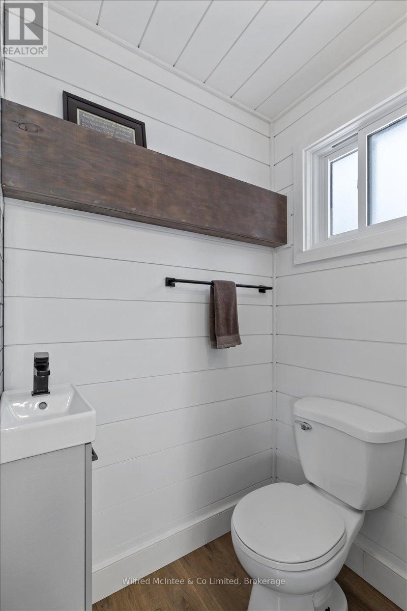 38 Allister Place, South Bruce Peninsula, Ontario  N0H 2G0 - Photo 35 - X12923278