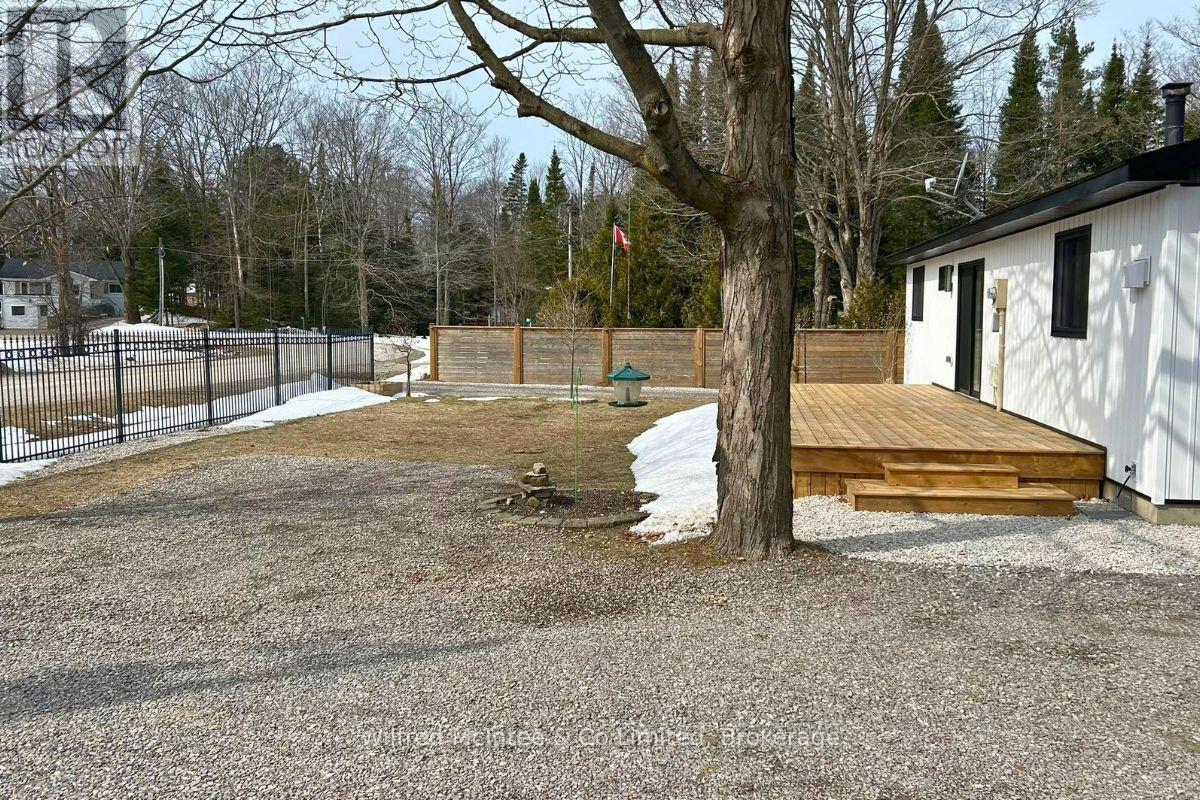 38 Allister Place, South Bruce Peninsula, Ontario  N0H 2G0 - Photo 4 - X12923278