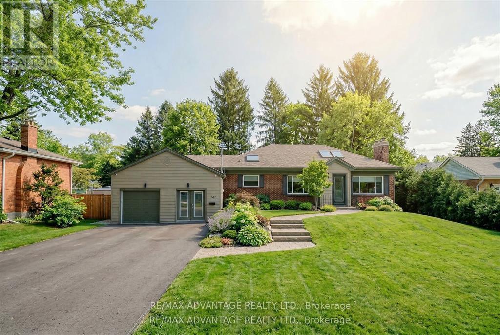 832 Sunninghill Avenue, London North, Ontario  N6H 3L9 - Photo 1 - X12922908