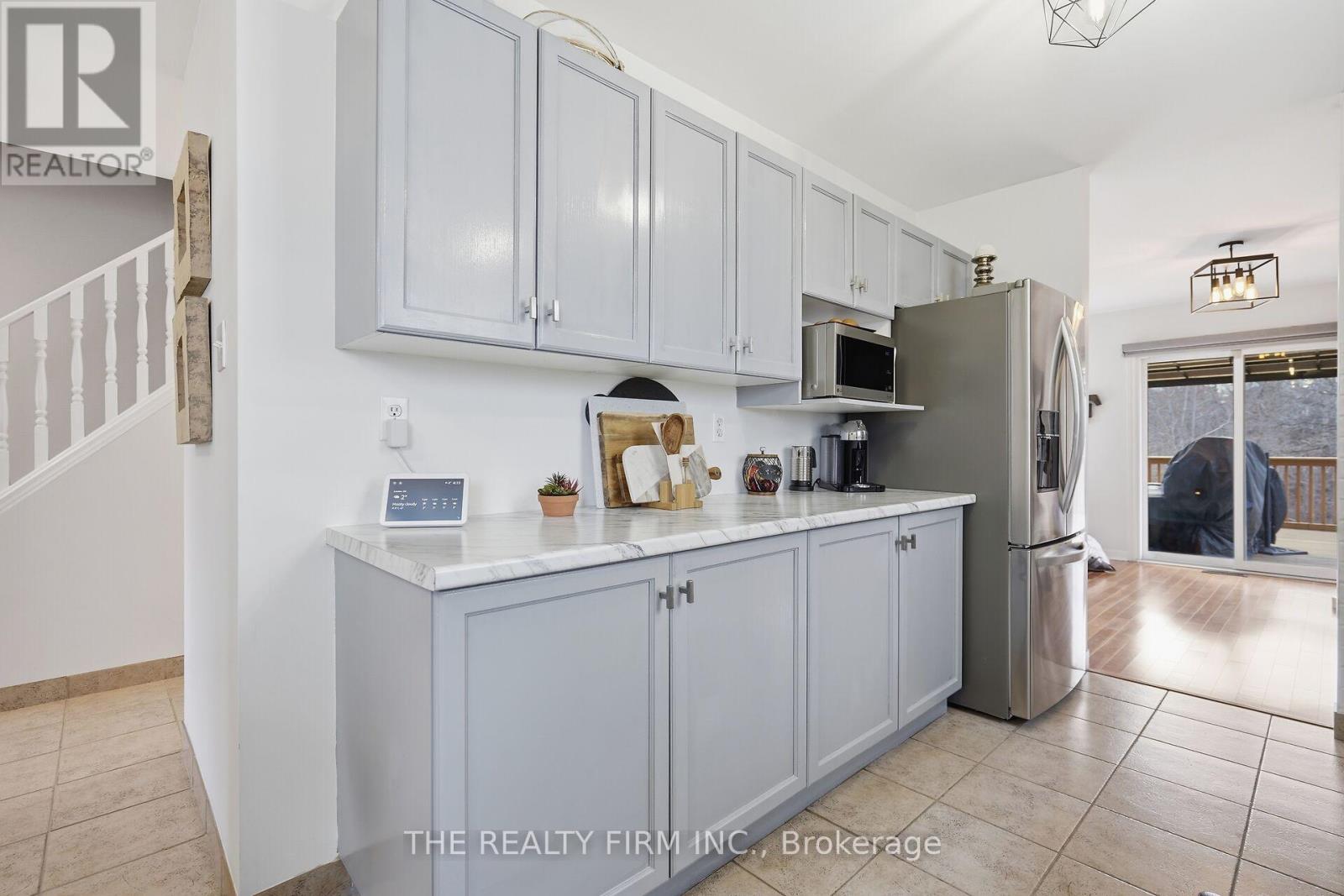 815 Deveron Crescent, London South, Ontario  N5Z 5B4 - Photo 11 - X12922930