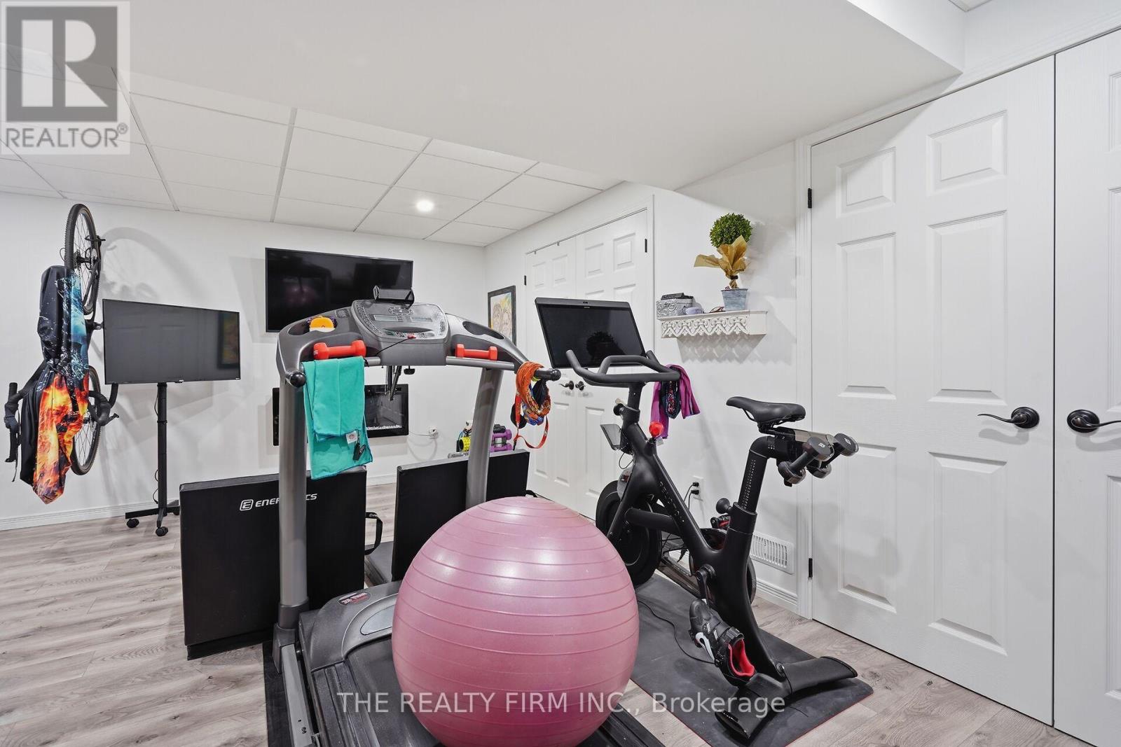 815 Deveron Crescent, London South, Ontario  N5Z 5B4 - Photo 27 - X12922930