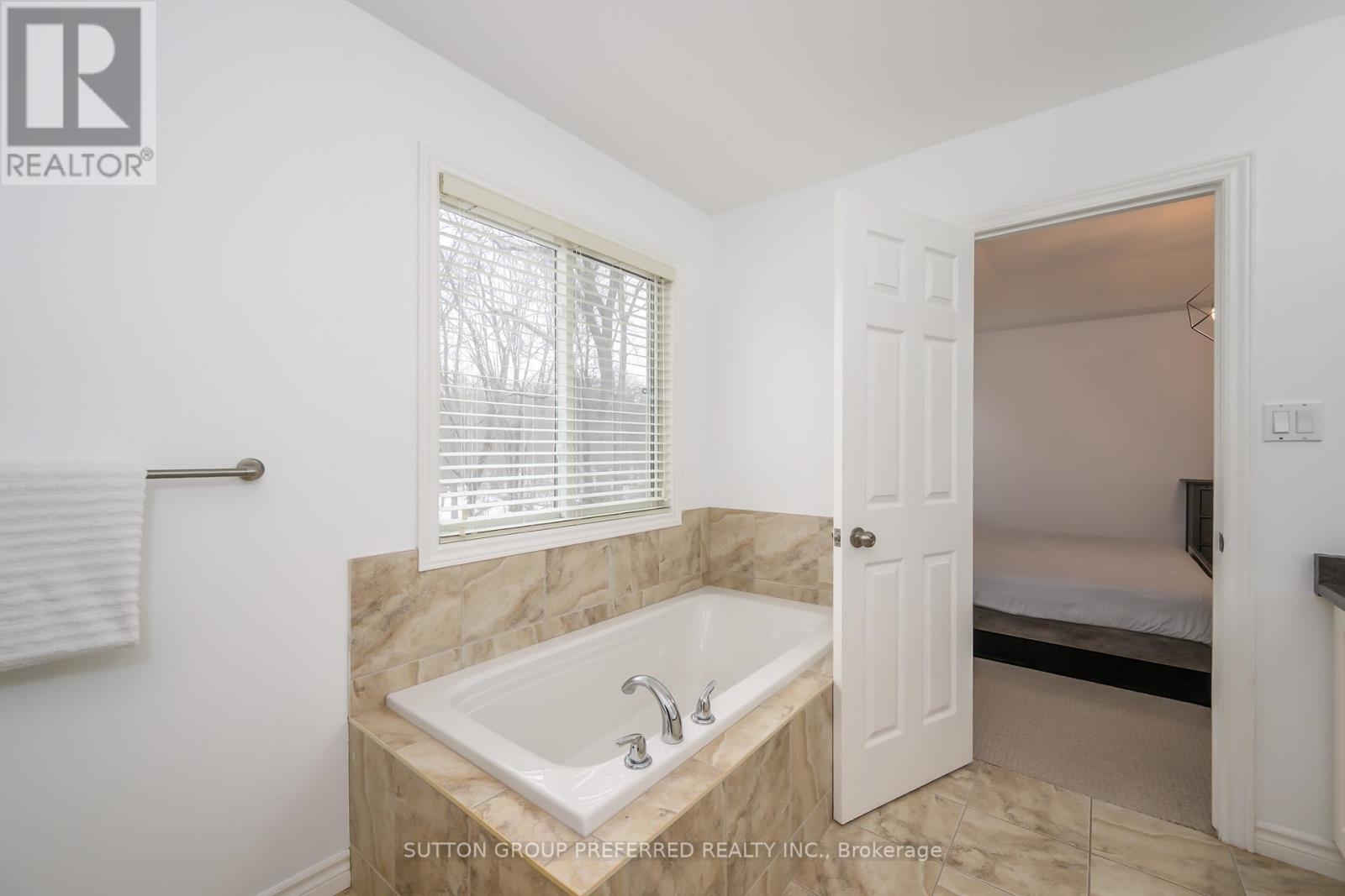 301 Portrush Place, London North, Ontario  N5X 0C2 - Photo 28 - X12922986