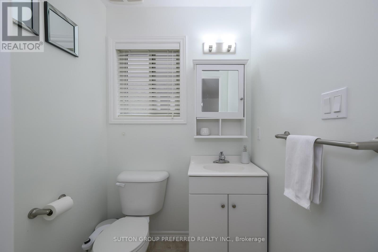 301 Portrush Place, London North, Ontario  N5X 0C2 - Photo 6 - X12922986