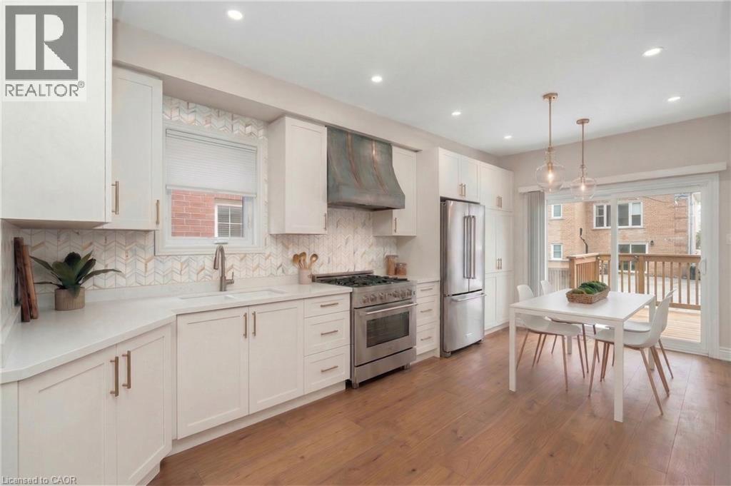 2546 Nichols Drive, Oakville, Ontario  L6H 7L3 - Photo 8 - 40814426