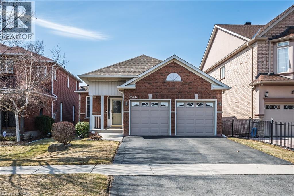 2546 NICHOLS Drive, oakville, Ontario