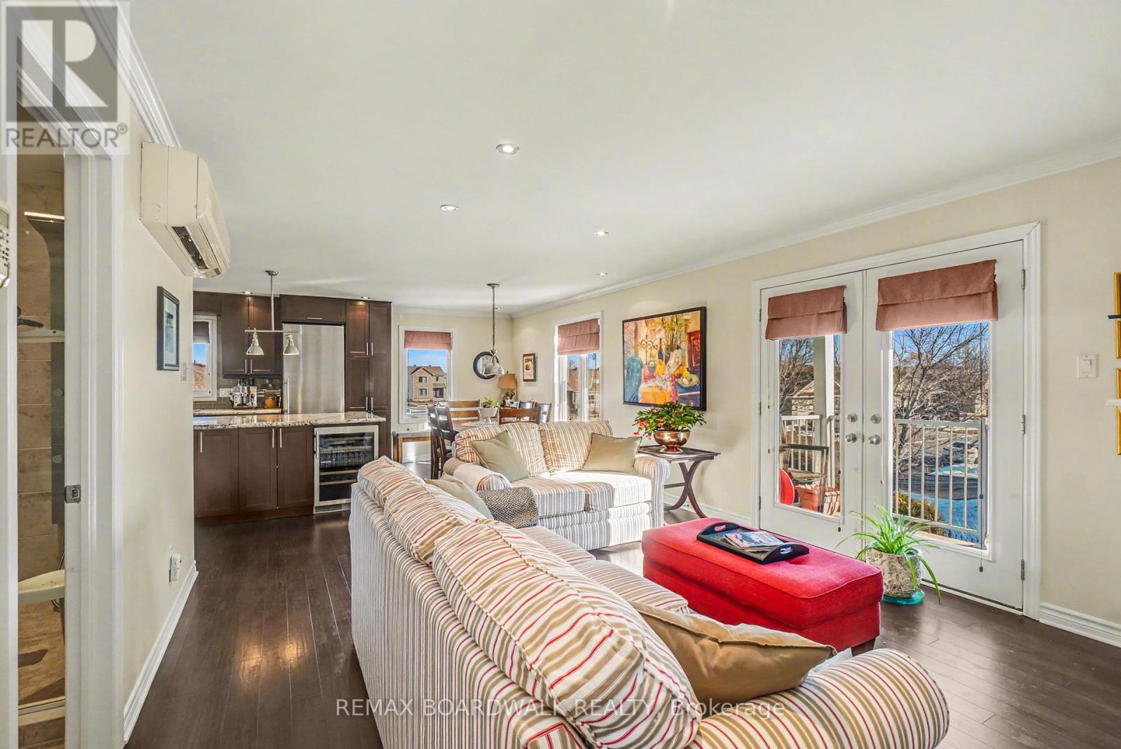 Unit 204 - 32 De La Croisee Street, Russell, Ontario  K0A 1W0 - Photo 15 - X12923130