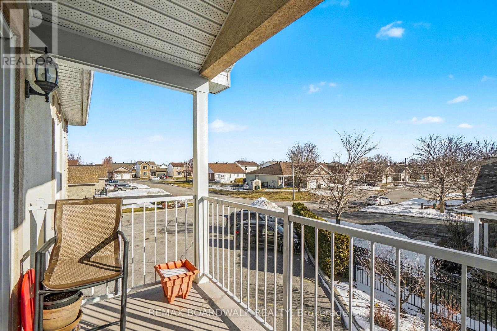 Unit 204 - 32 De La Croisee Street, Russell, Ontario  K0A 1W0 - Photo 25 - X12923130