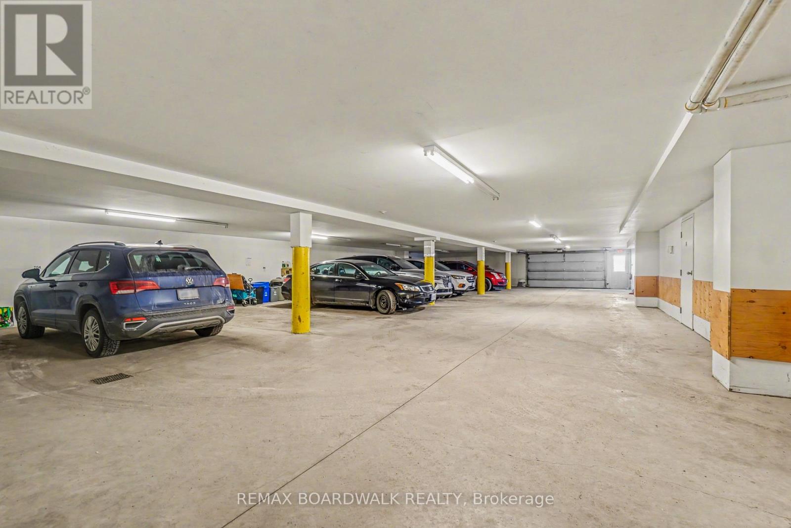 Unit 204 - 32 De La Croisee Street, Russell, Ontario  K0A 1W0 - Photo 27 - X12923130