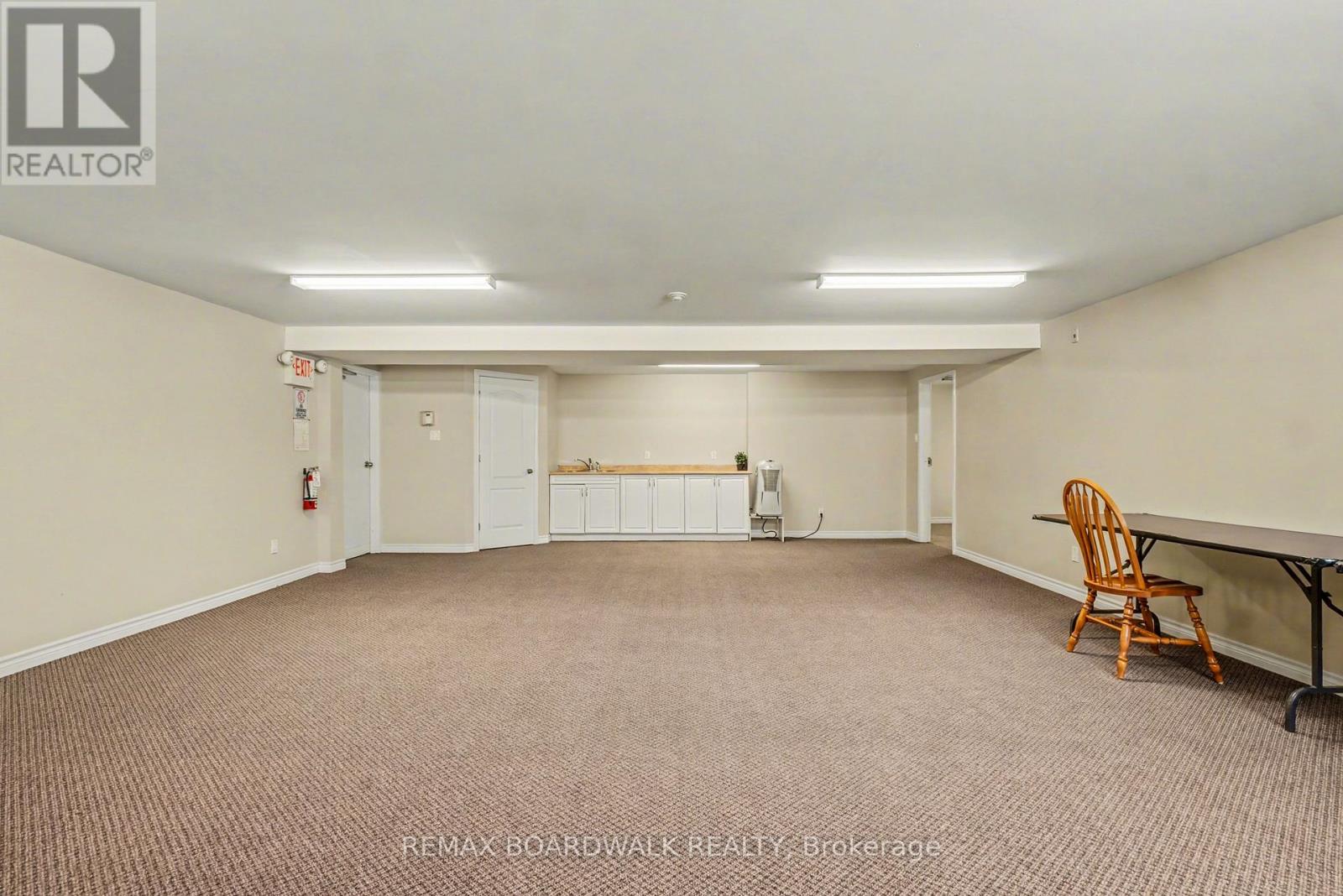 Unit 204 - 32 De La Croisee Street, Russell, Ontario  K0A 1W0 - Photo 29 - X12923130