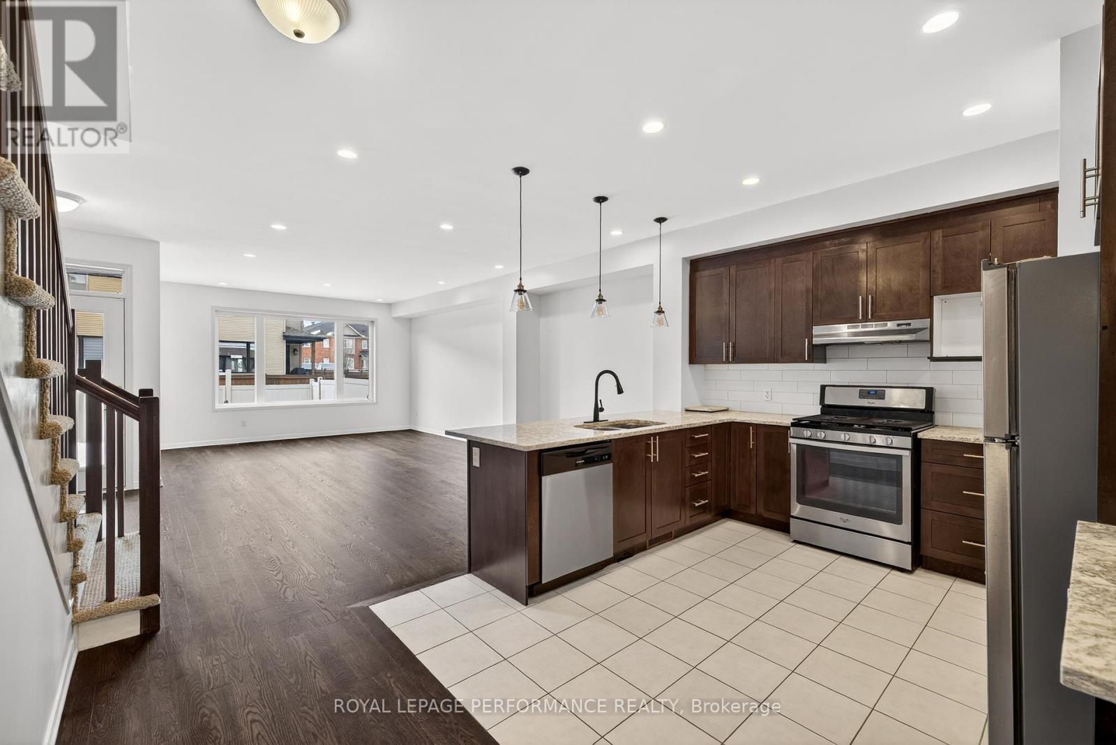 345 Nonius Street, Ottawa, Ontario  K2V 0E1 - Photo 6 - X12923222