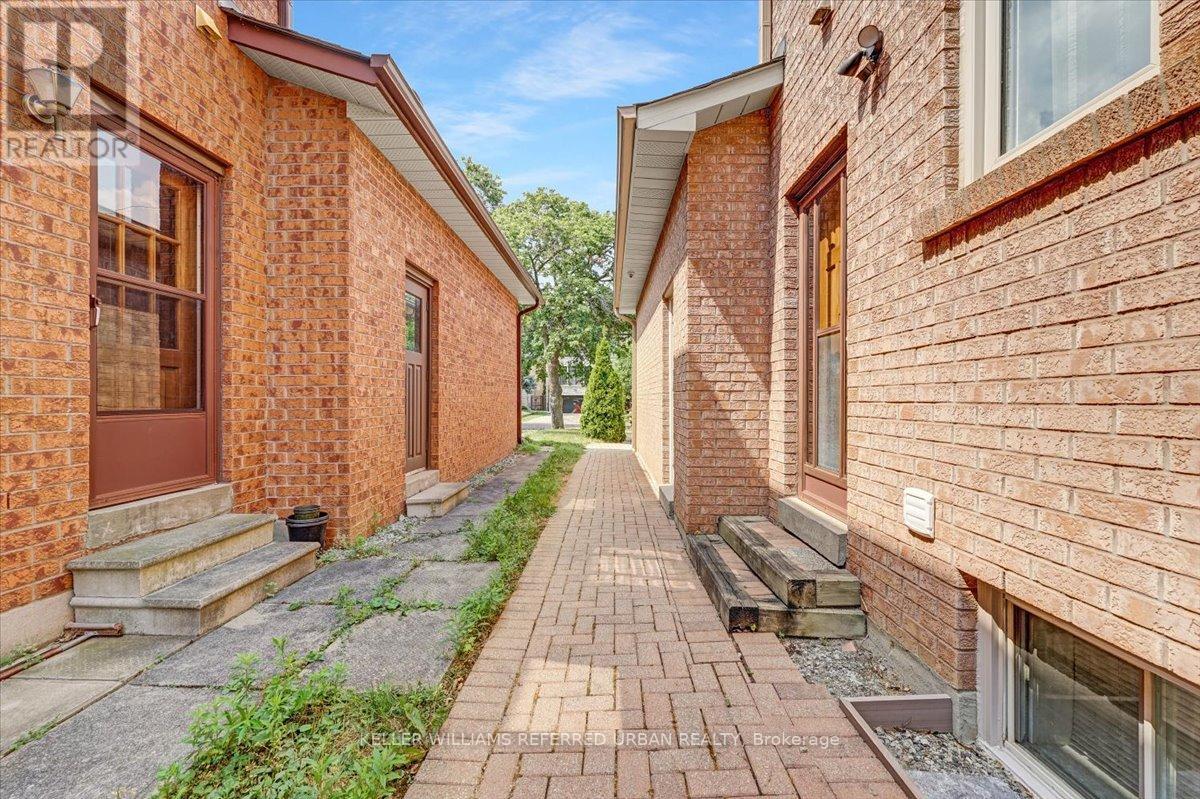 209 Ellerslie Avenue, Toronto, Ontario  M2N 1Y3 - Photo 39 - C12922906