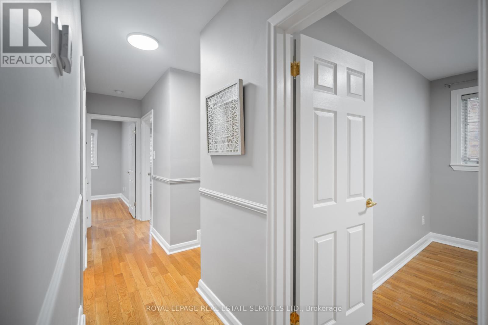 121 Elvaston Drive, Toronto (Victoria Village), Ontario  M4A 1N8 - Photo 17 - C12923030