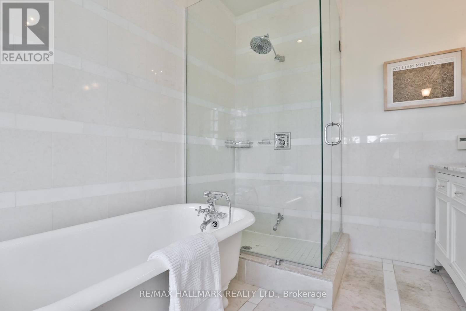 121 Castlewood Road, Toronto, Ontario  M5N 2L3 - Photo 20 - C12923070