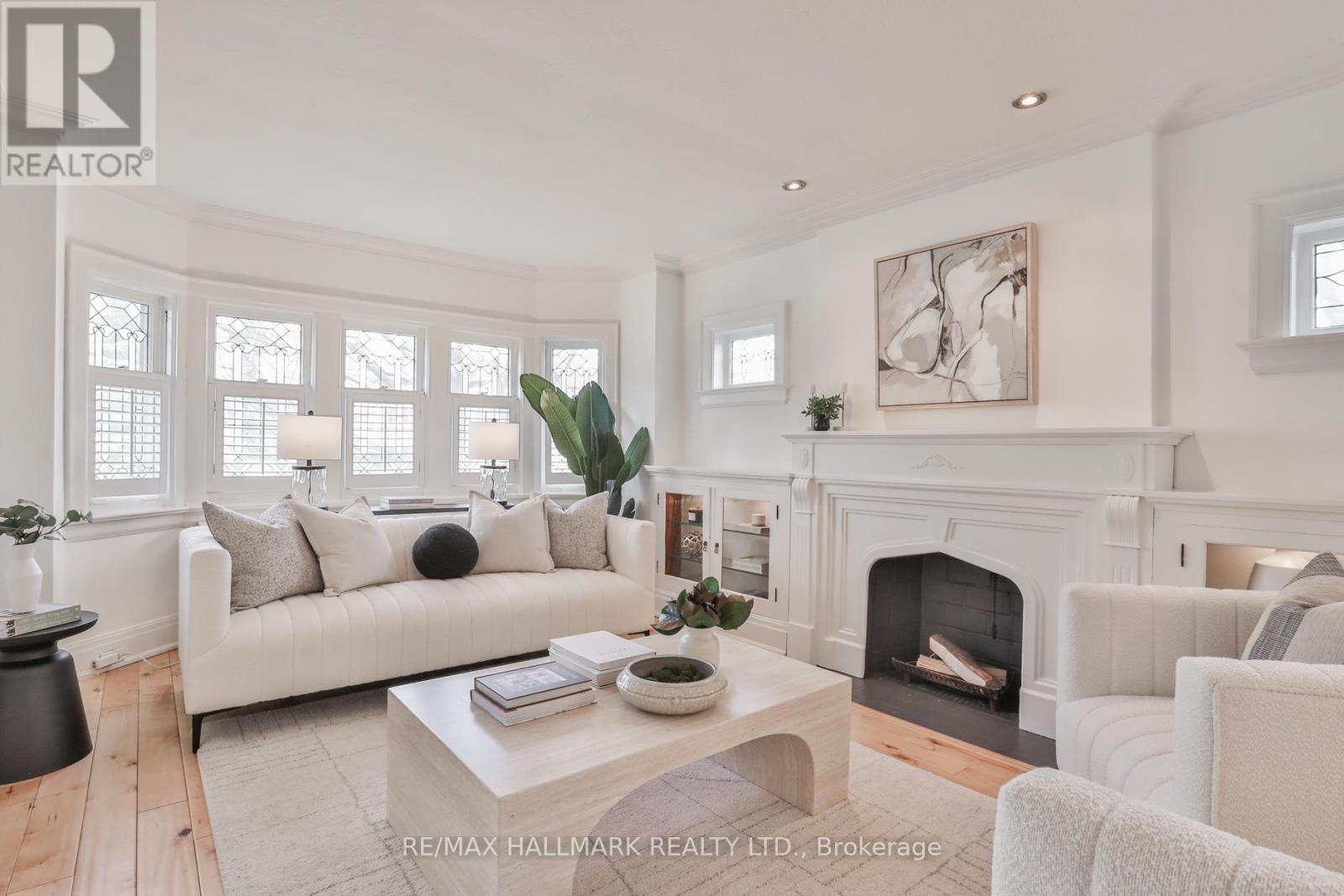 121 Castlewood Road, Toronto, Ontario  M5N 2L3 - Photo 3 - C12923070