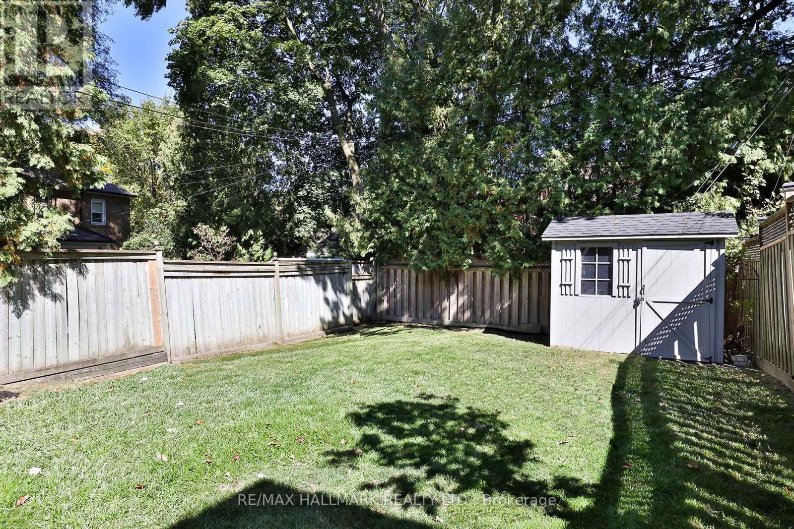 121 Castlewood Road, Toronto, Ontario  M5N 2L3 - Photo 38 - C12923070