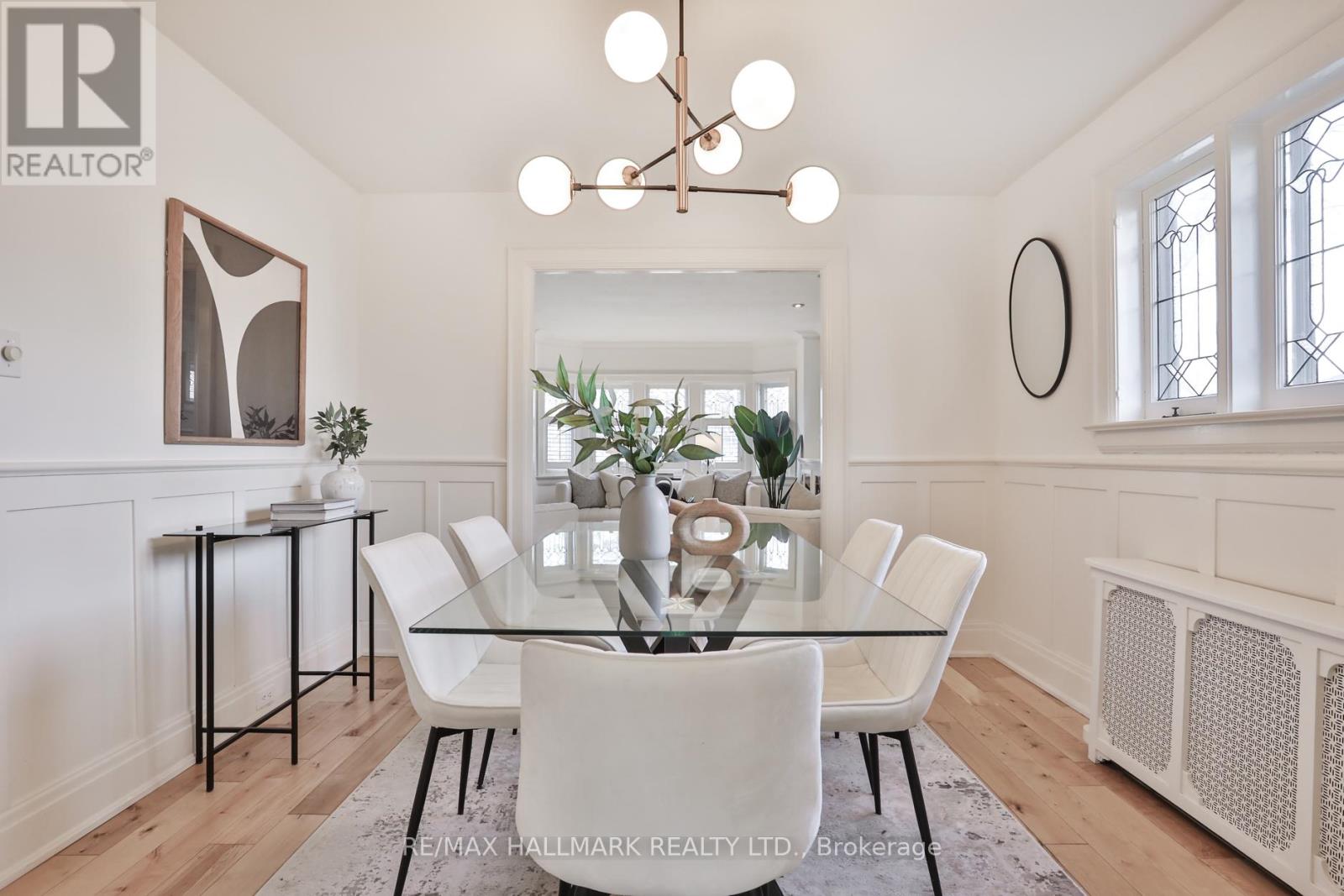 121 Castlewood Road, Toronto, Ontario  M5N 2L3 - Photo 6 - C12923070