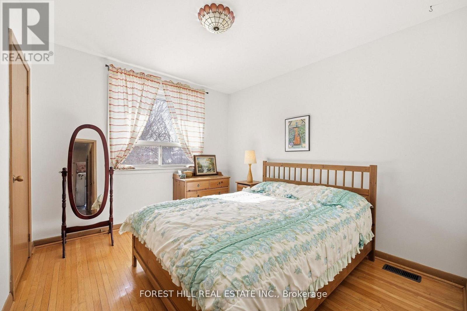 119 Hendon Avenue, Toronto, Ontario  M2M 1A6 - Photo 15 - C12923104