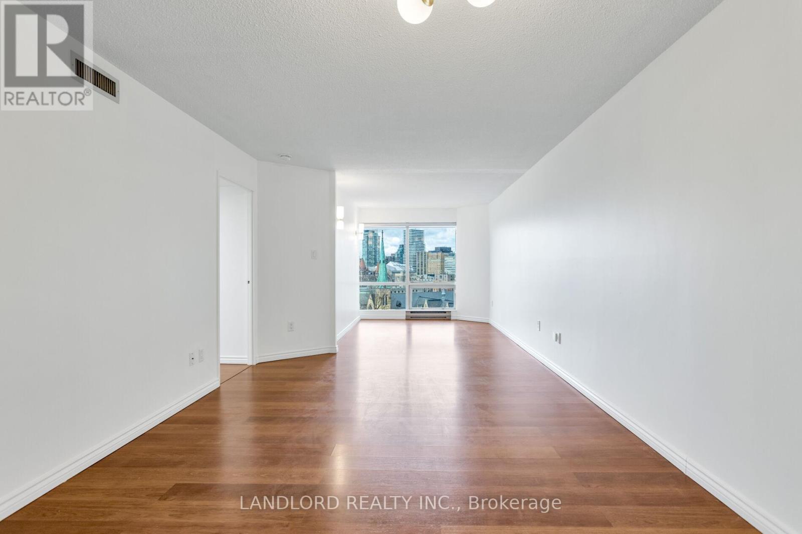 1202 - 1001 Bay Street, Toronto, Ontario  M5S 3A6 - Photo 14 - C12923114