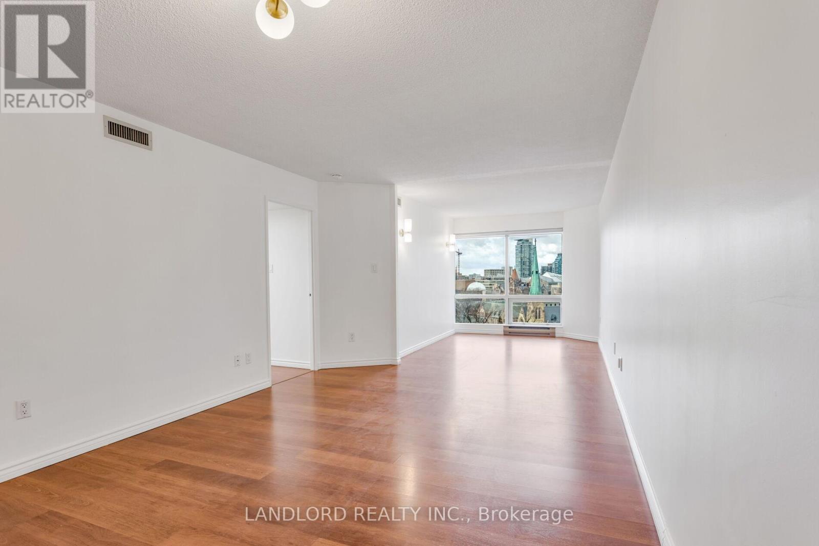 1202 - 1001 Bay Street, Toronto, Ontario  M5S 3A6 - Photo 16 - C12923114