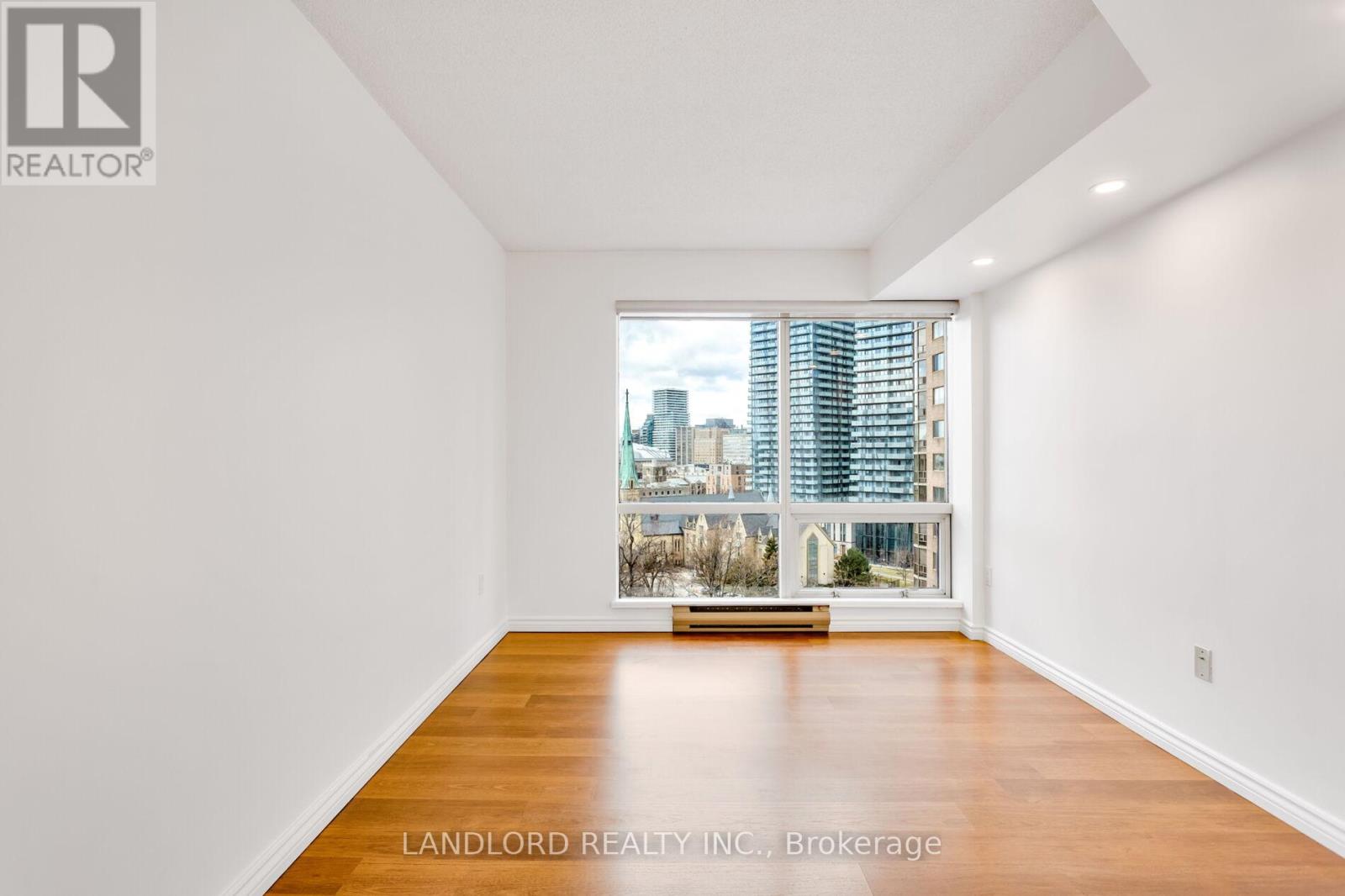 1202 - 1001 Bay Street, Toronto, Ontario  M5S 3A6 - Photo 24 - C12923114