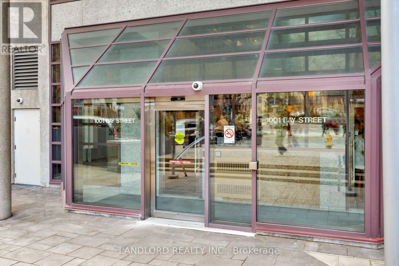 1202 - 1001 Bay Street, Toronto, Ontario  M5S 3A6 - Photo 4 - C12923114