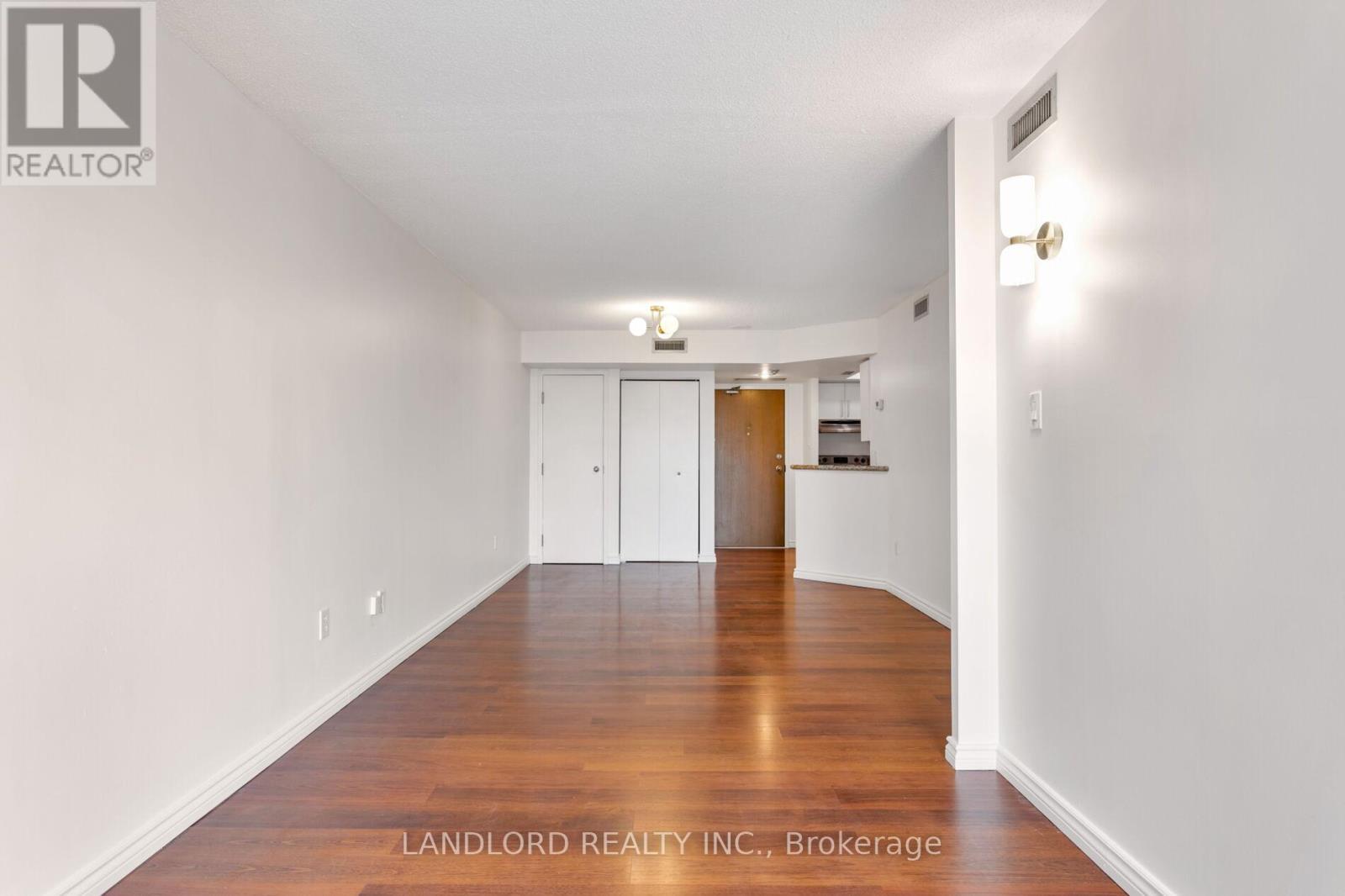 1202 - 1001 Bay Street, Toronto, Ontario  M5S 3A6 - Photo 5 - C12923114