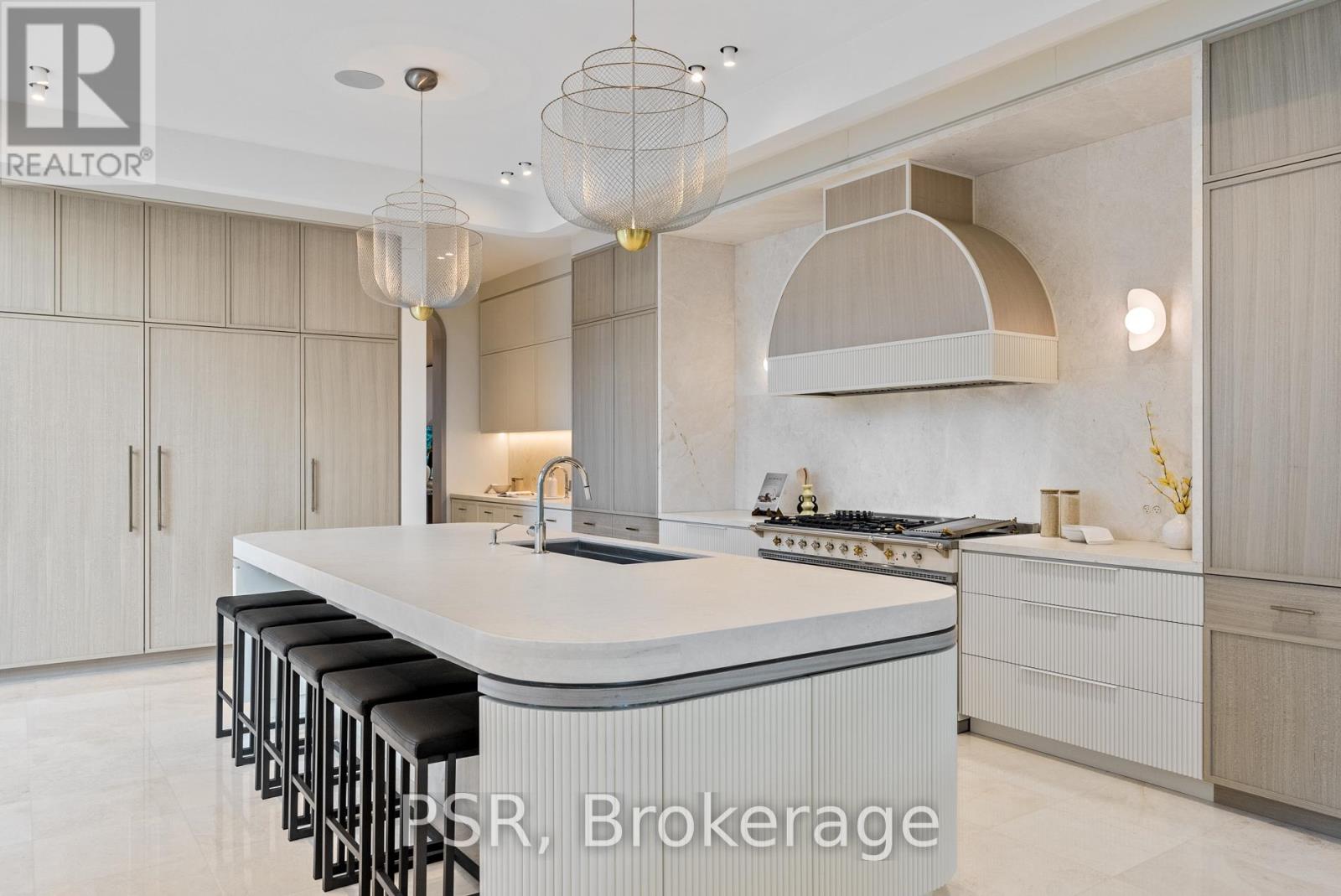 84 Old Forest Hill Road, Toronto, Ontario  M5P 2R5 - Photo 6 - C12923128