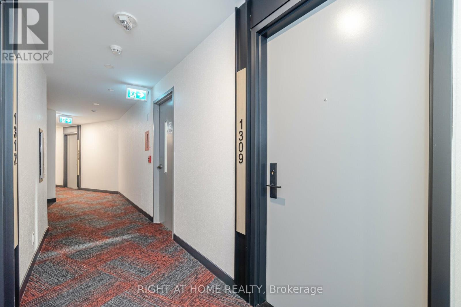 1309 - 135 East Liberty Street, Toronto, Ontario  M6K 0G7 - Photo 4 - C12923132