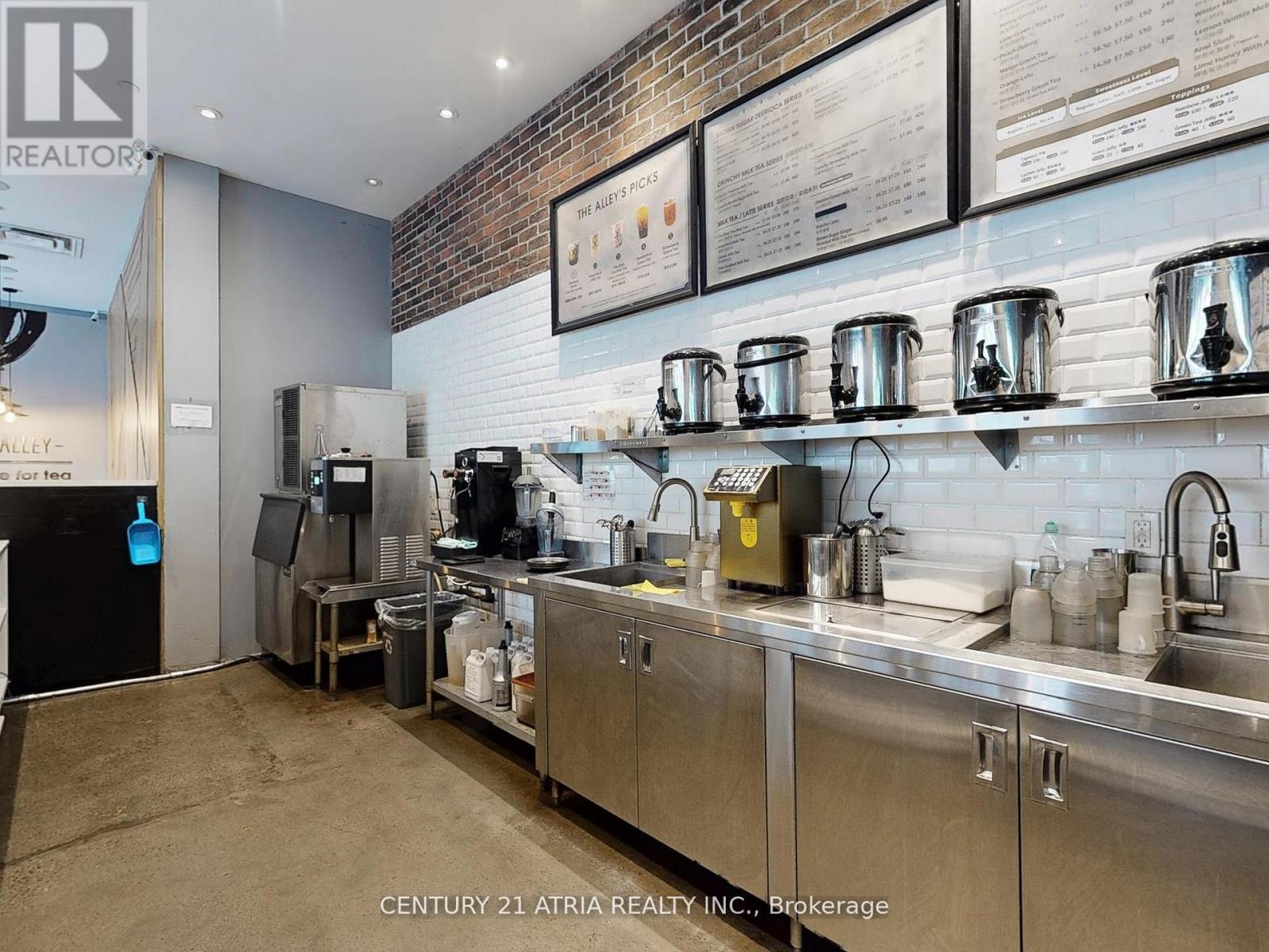 1 - 382 Yonge Street, Toronto, Ontario  M5B 1S8 - Photo 19 - C12923158