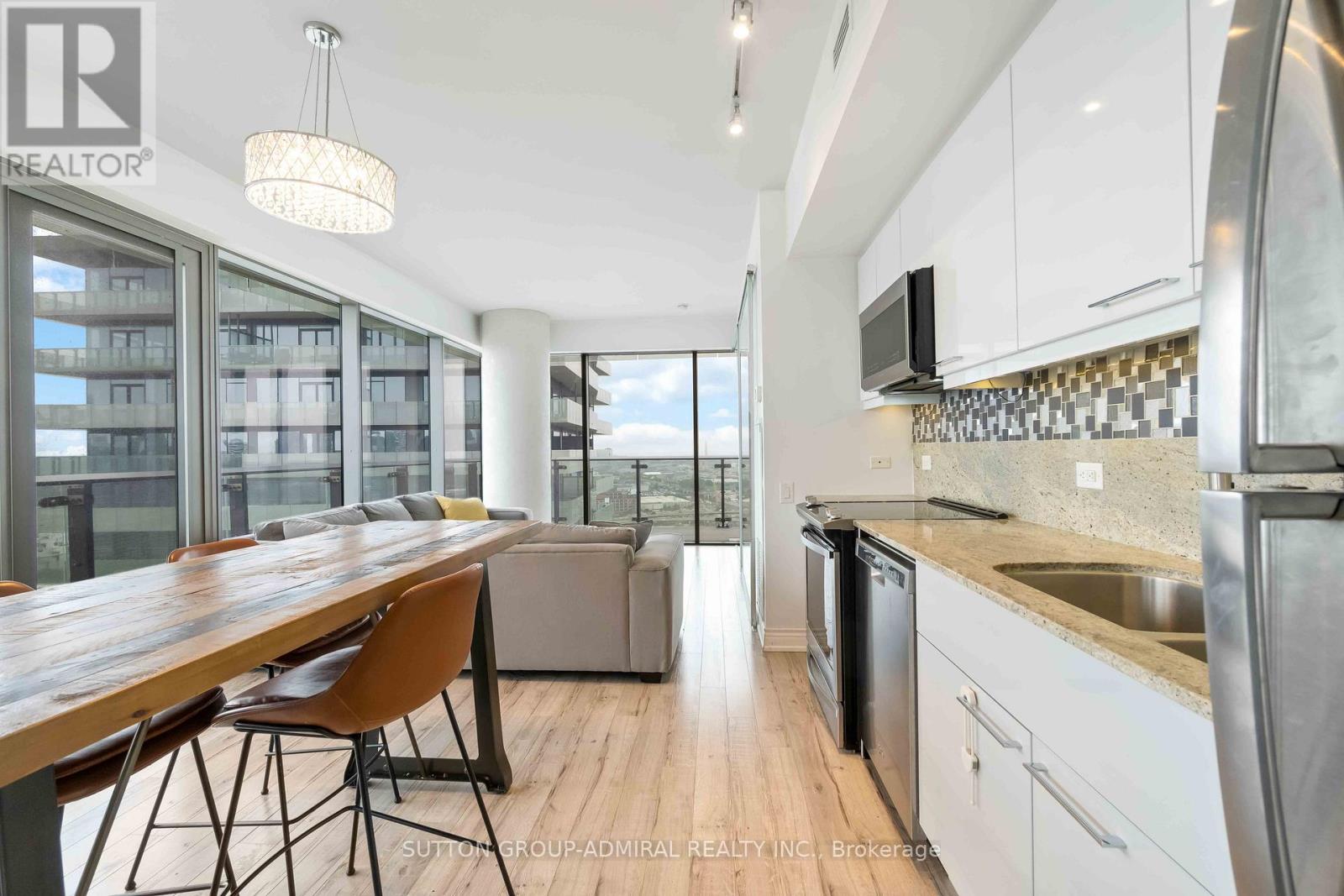 3303 - 70 Distillery Lane, Toronto, Ontario M5A 0E3 - Photo 3 - C12923218