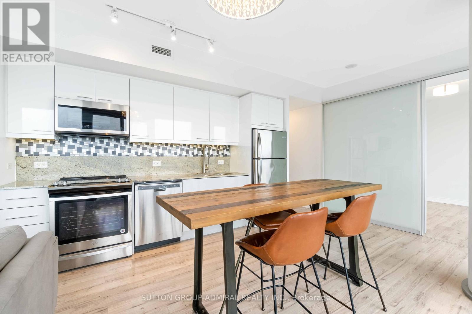 3303 - 70 Distillery Lane, Toronto, Ontario M5A 0E3 - Photo 6 - C12923218